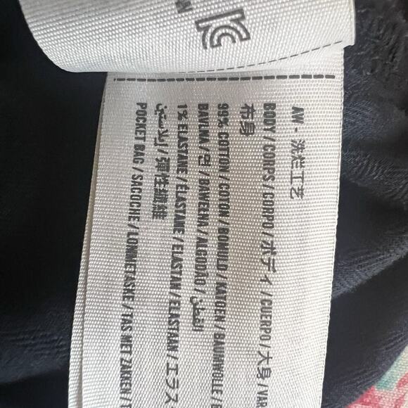 NWT A & F 90s Straight Leg Mid Rise Curve Love Jeans Denim Black Sz 33 Short - Picture 11 of 12